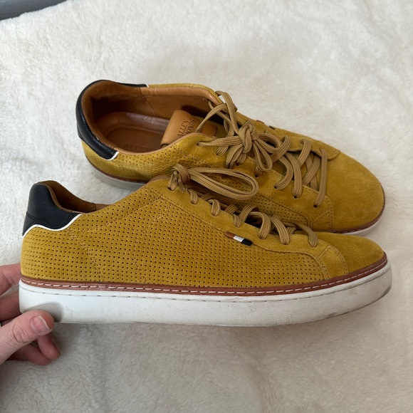 Allen Edmonds Alpha suede sneaker - Picture 2 of 7